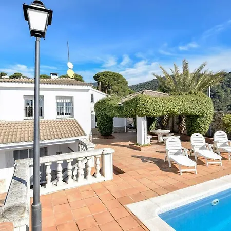 Homeholidaysrentals Evasion *
