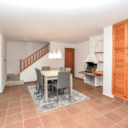 Homeholidaysrentals Evasion